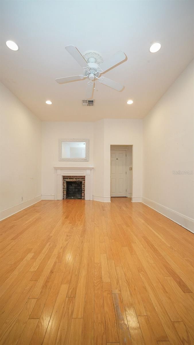 333 S PLANT AVE — photo 30