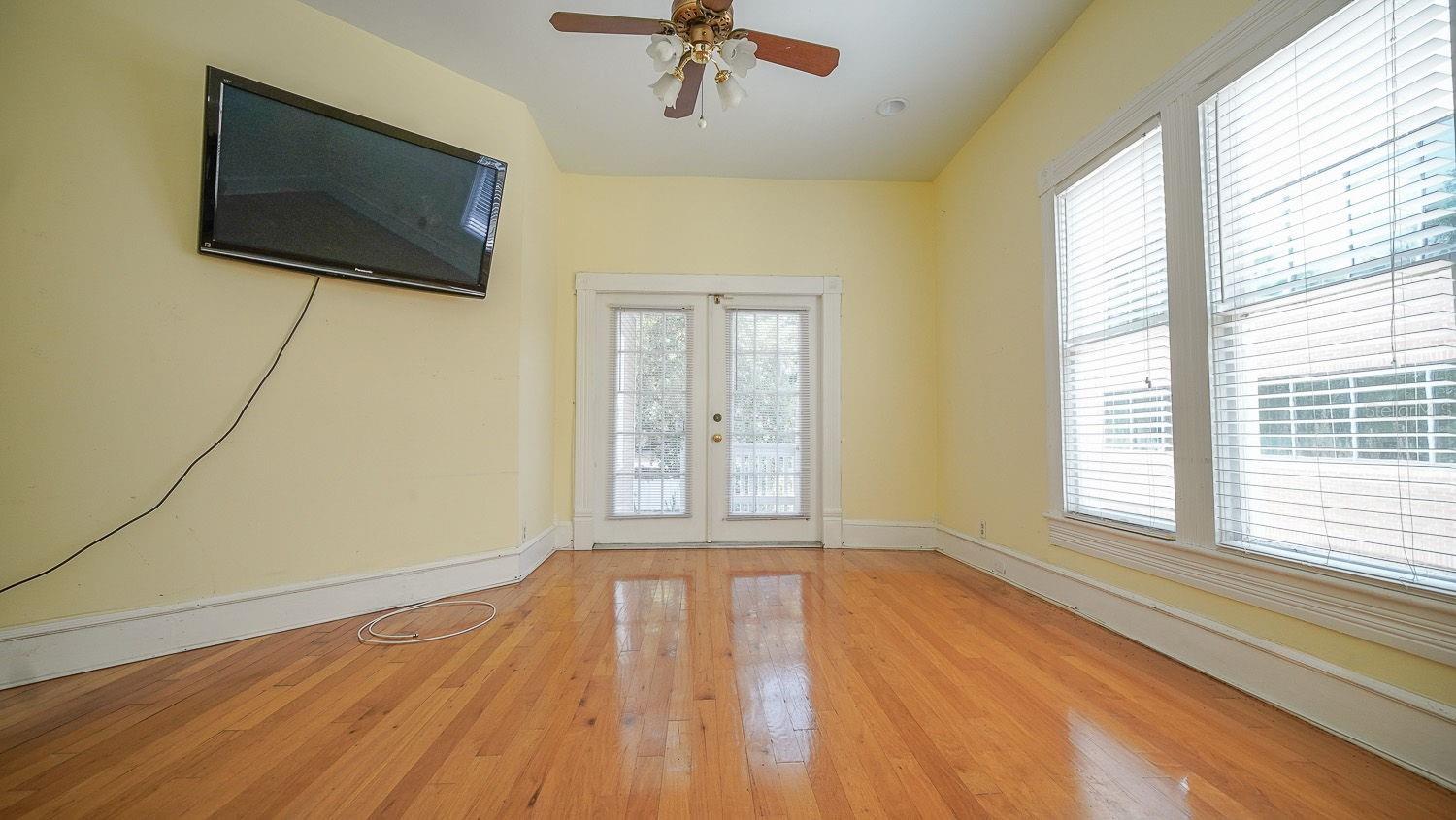 333 S PLANT AVE — photo 3