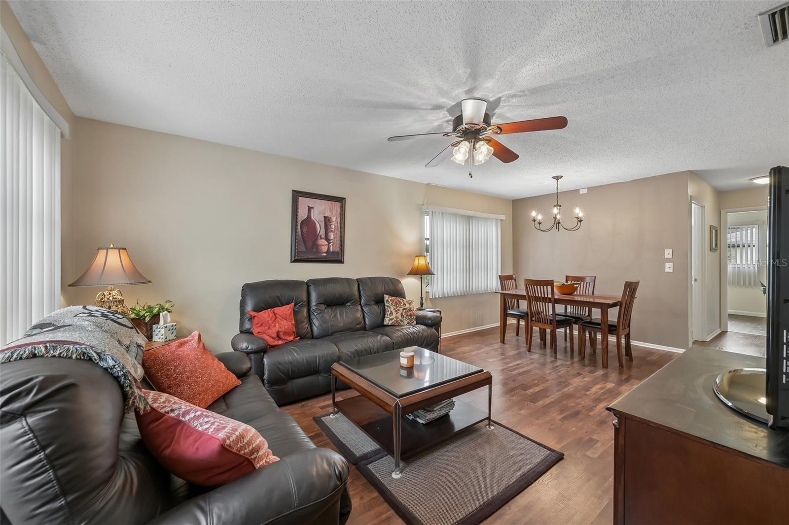 390 301 BLVD W #4D — photo 5
