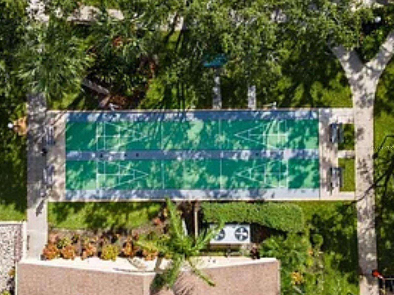 390 301 BLVD W #4D — photo 33