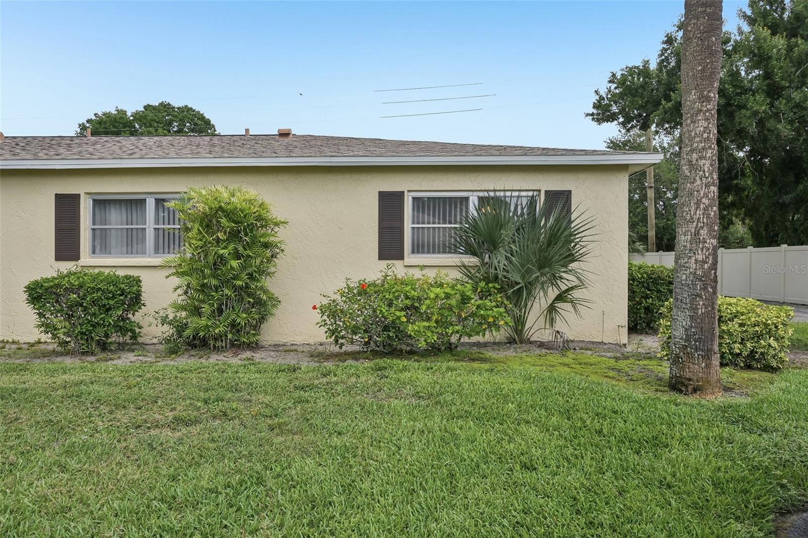 390 301 BLVD W #4D — photo 23