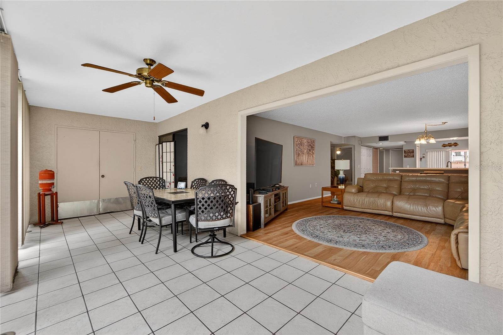 593 LAKESIDE DR #593 — photo 47