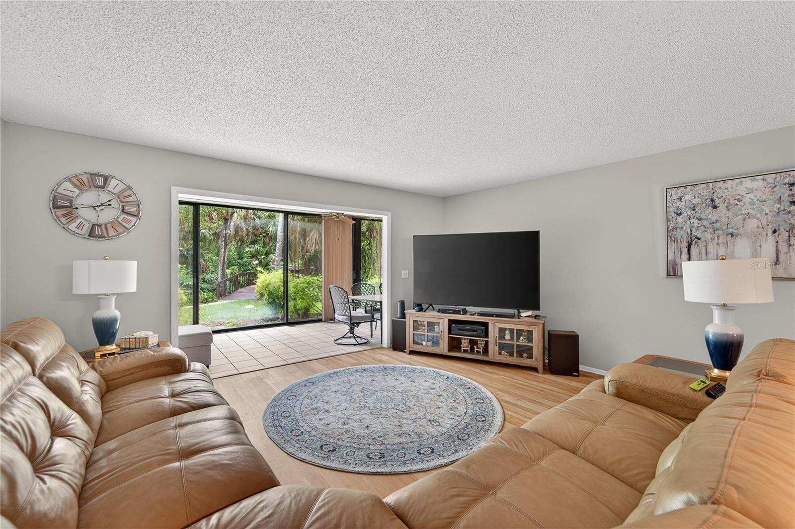 593 LAKESIDE DR #593 — photo 31