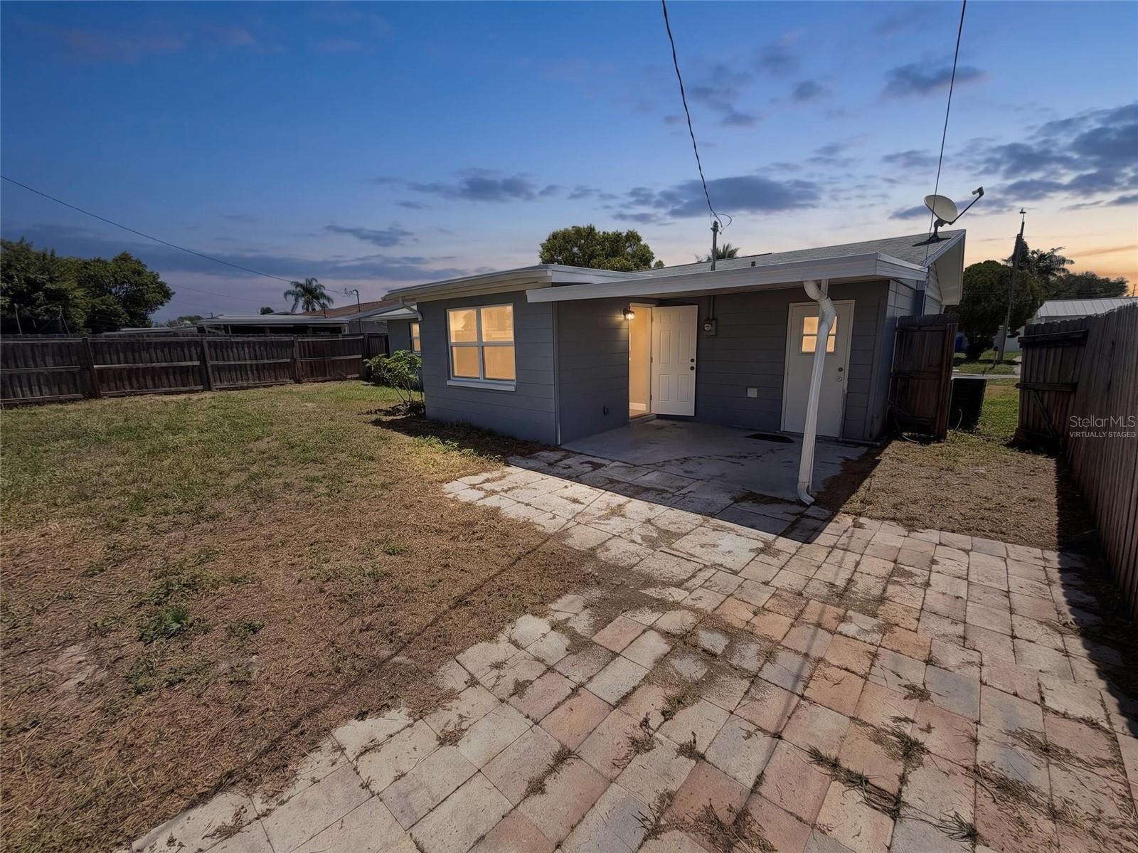 3511 CAMBRIDGE ST — photo 35
