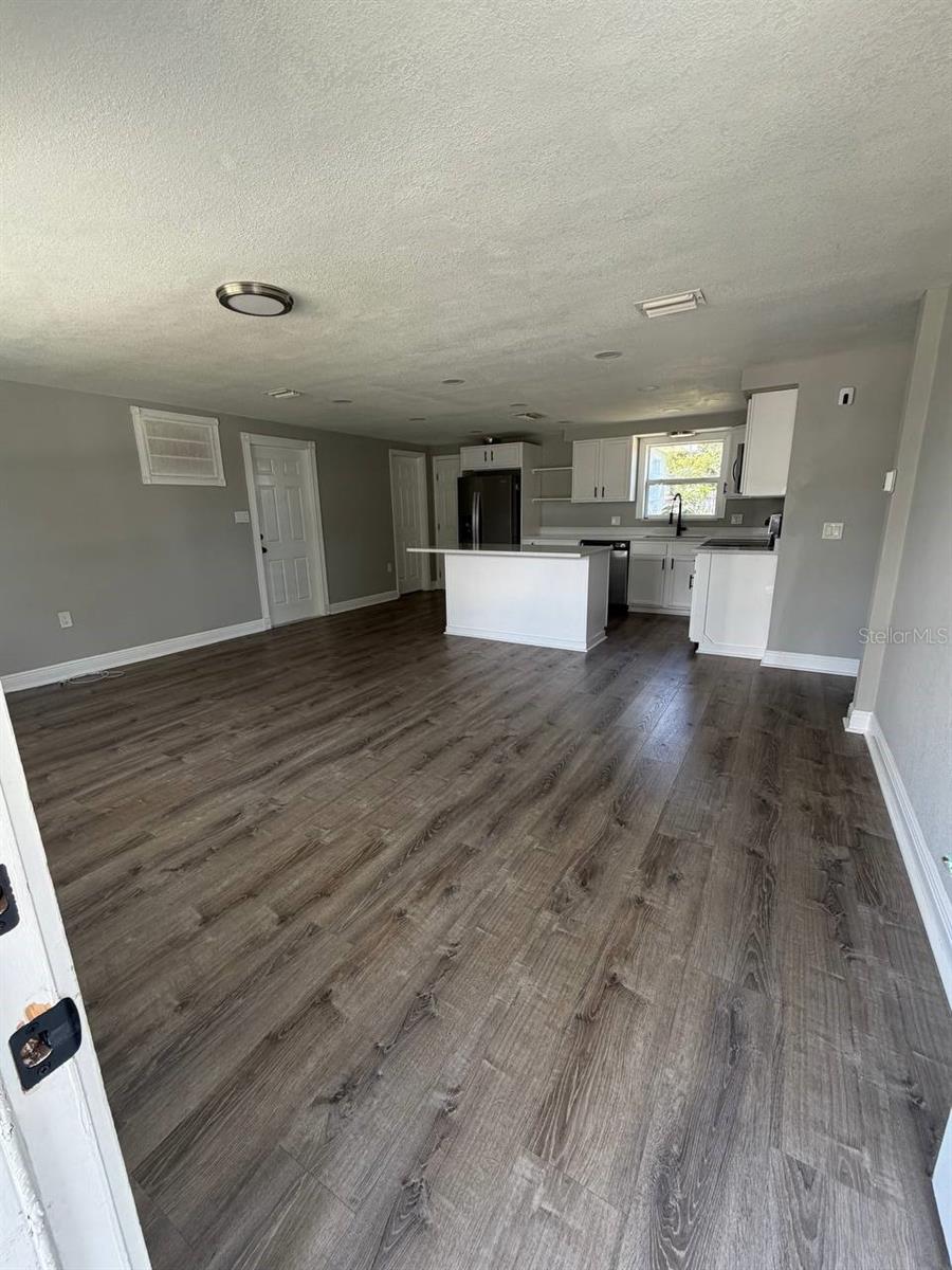 3511 CAMBRIDGE ST — photo 11