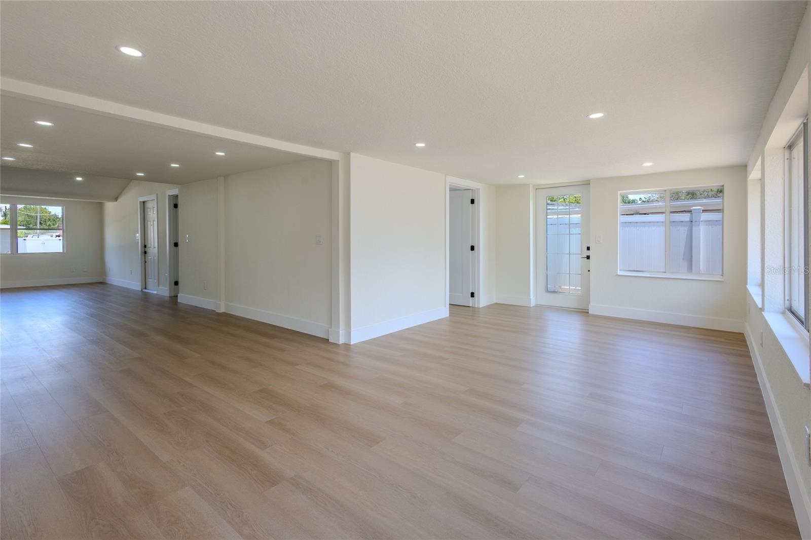 4502 S GRADY AVE — photo 23