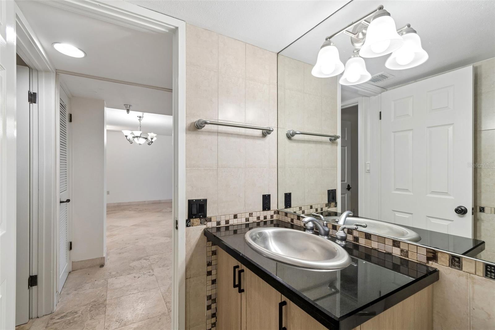 2413 BAYSHORE BLVD #1904 — photo 35