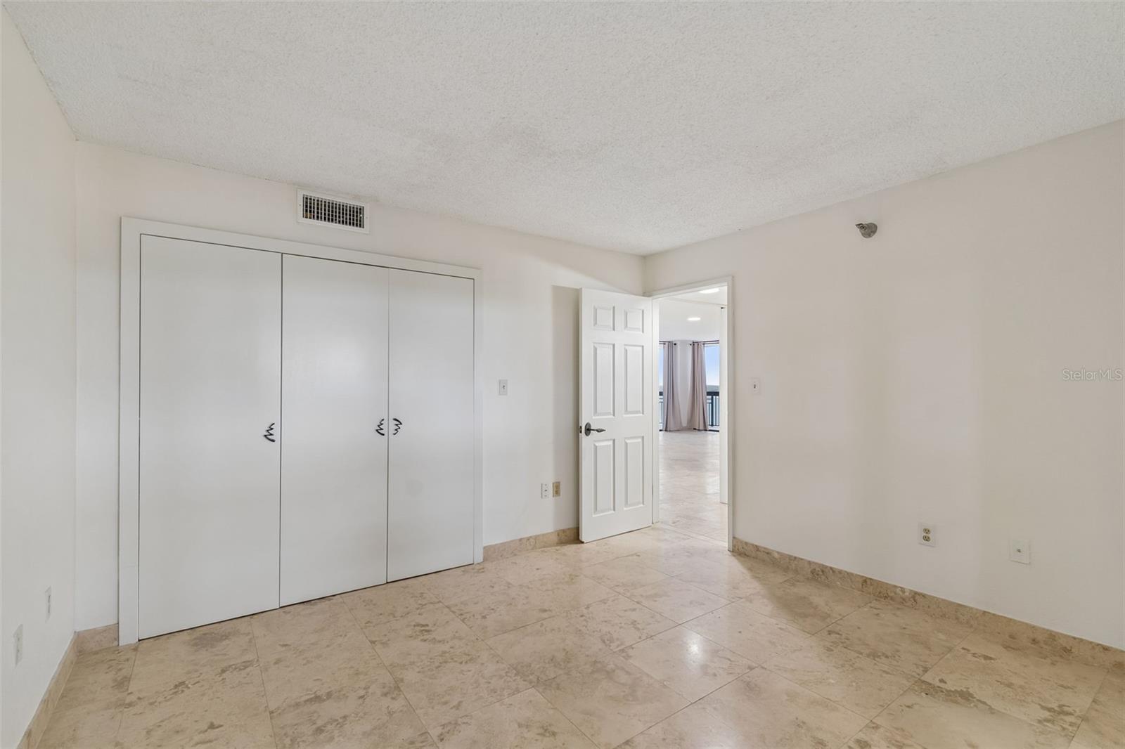 2413 BAYSHORE BLVD #1904 — photo 32