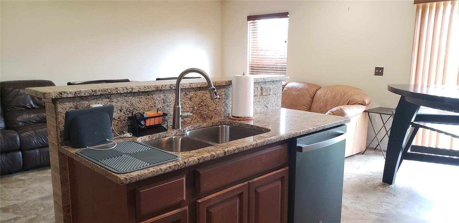 4560 ASHBURN SQUARE DR — photo 10
