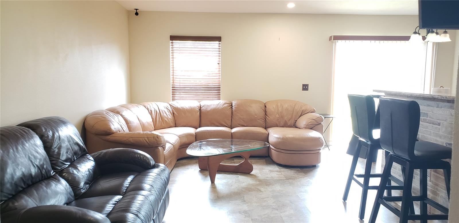 4560 ASHBURN SQUARE DR — photo 3
