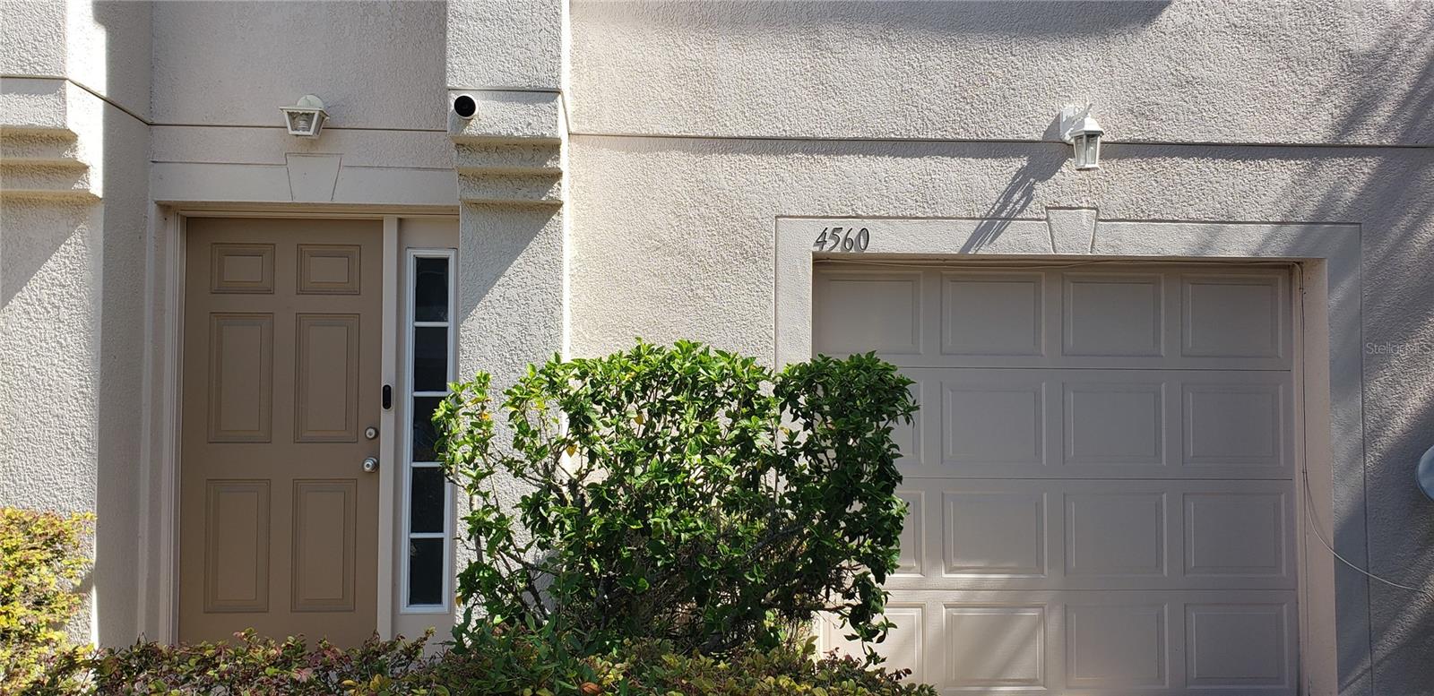 4560 ASHBURN SQUARE DR — photo 2