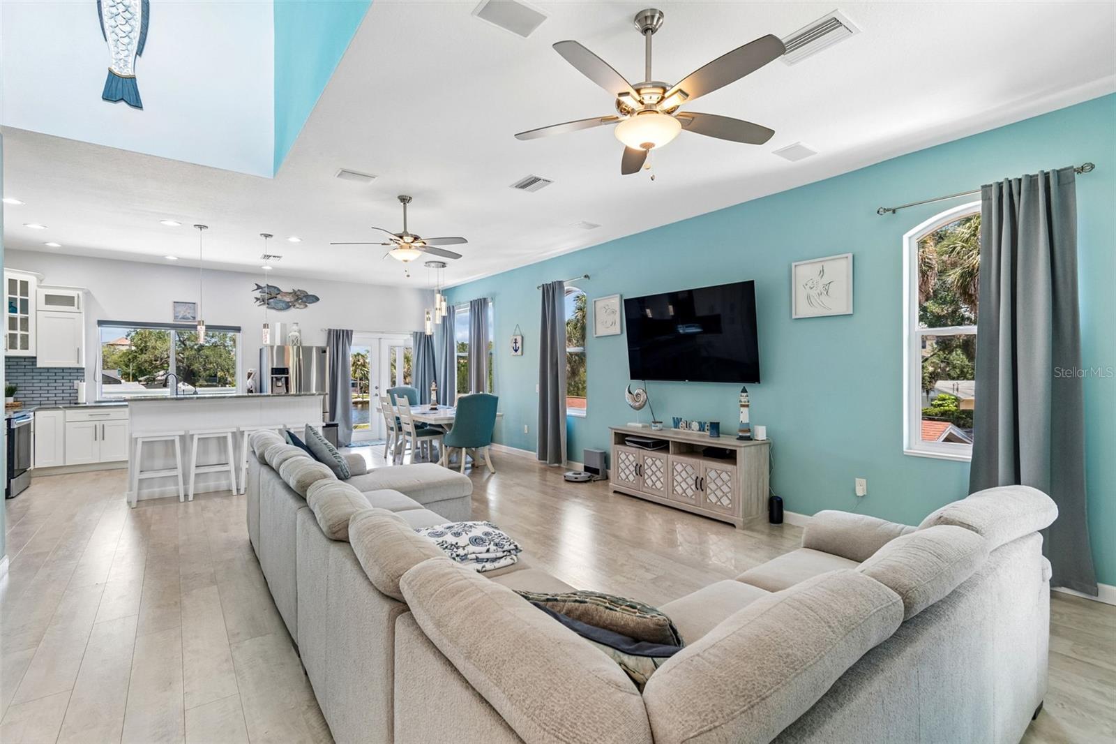 6121 LAFAYETTE ST — photo 13
