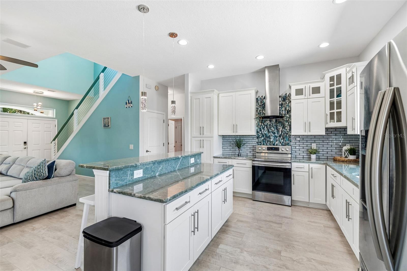 6121 LAFAYETTE ST — photo 22