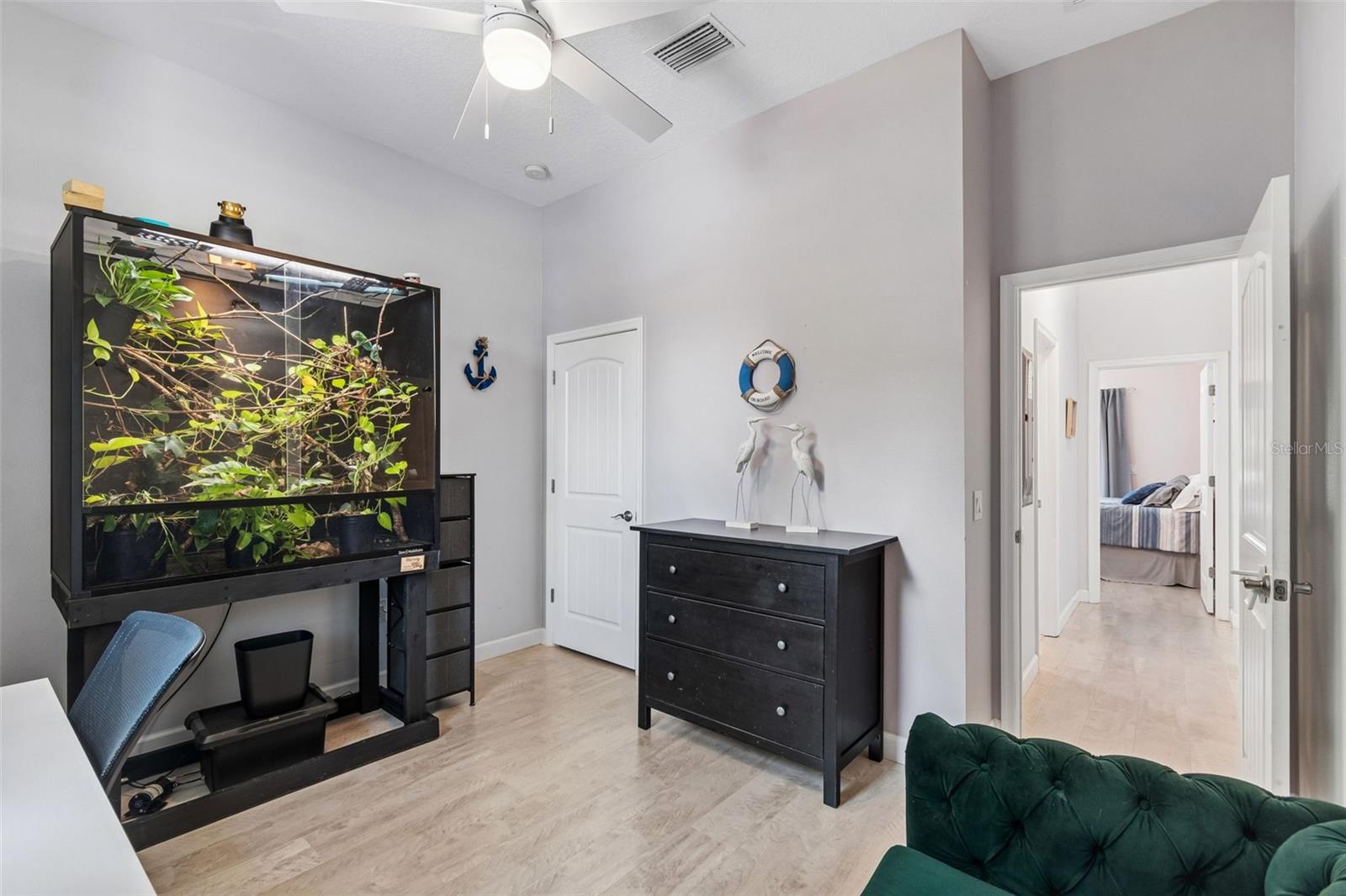 6121 LAFAYETTE ST — photo 33