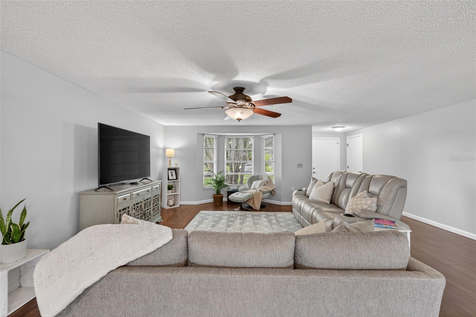 1226 PINE NEEDLE RD — photo 8