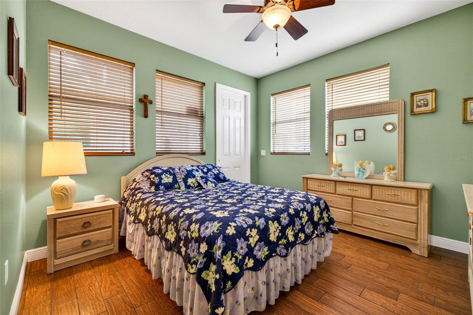 32449 LAUREL CT — photo 32