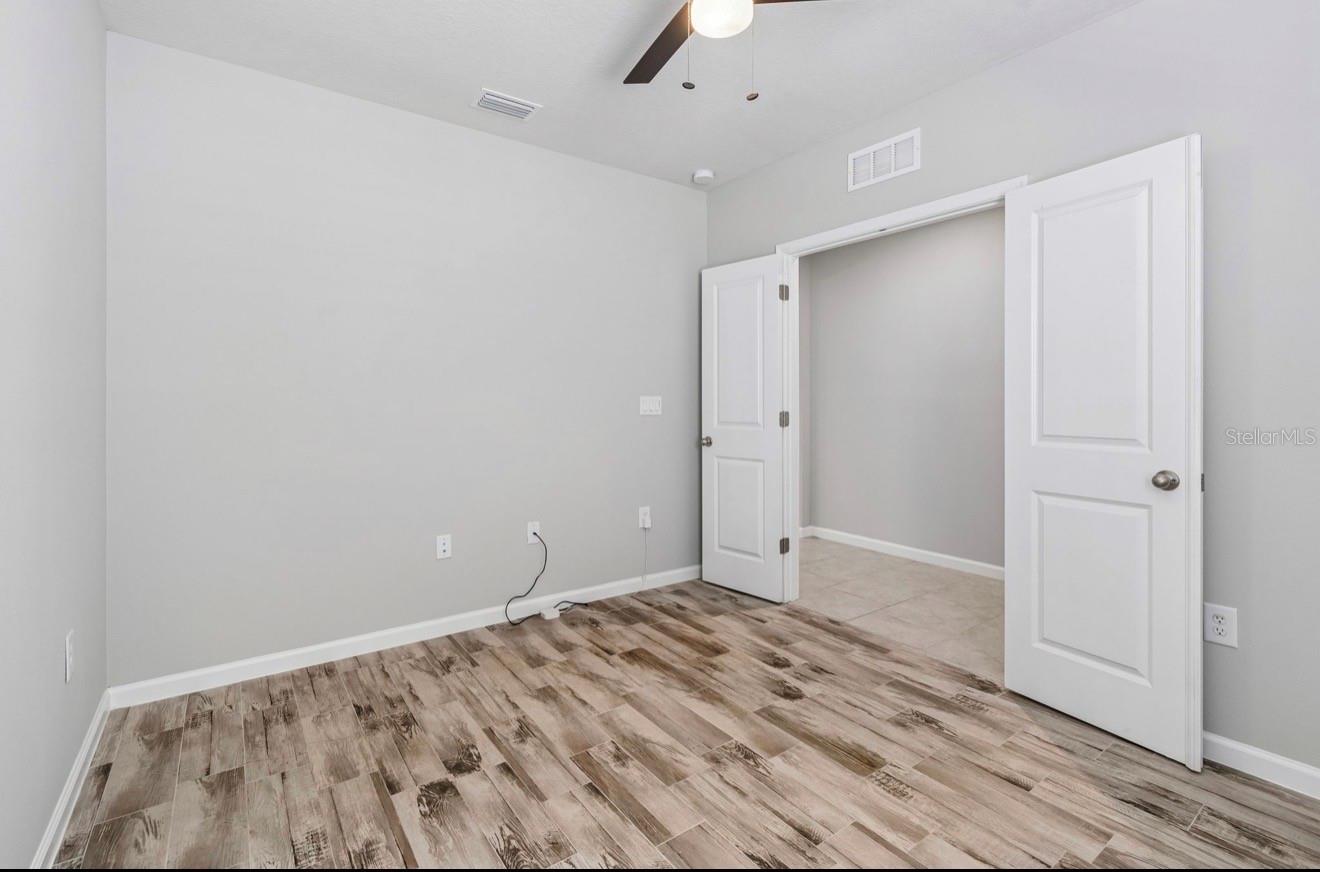 18307 TURNING LEAF CIR — photo 11