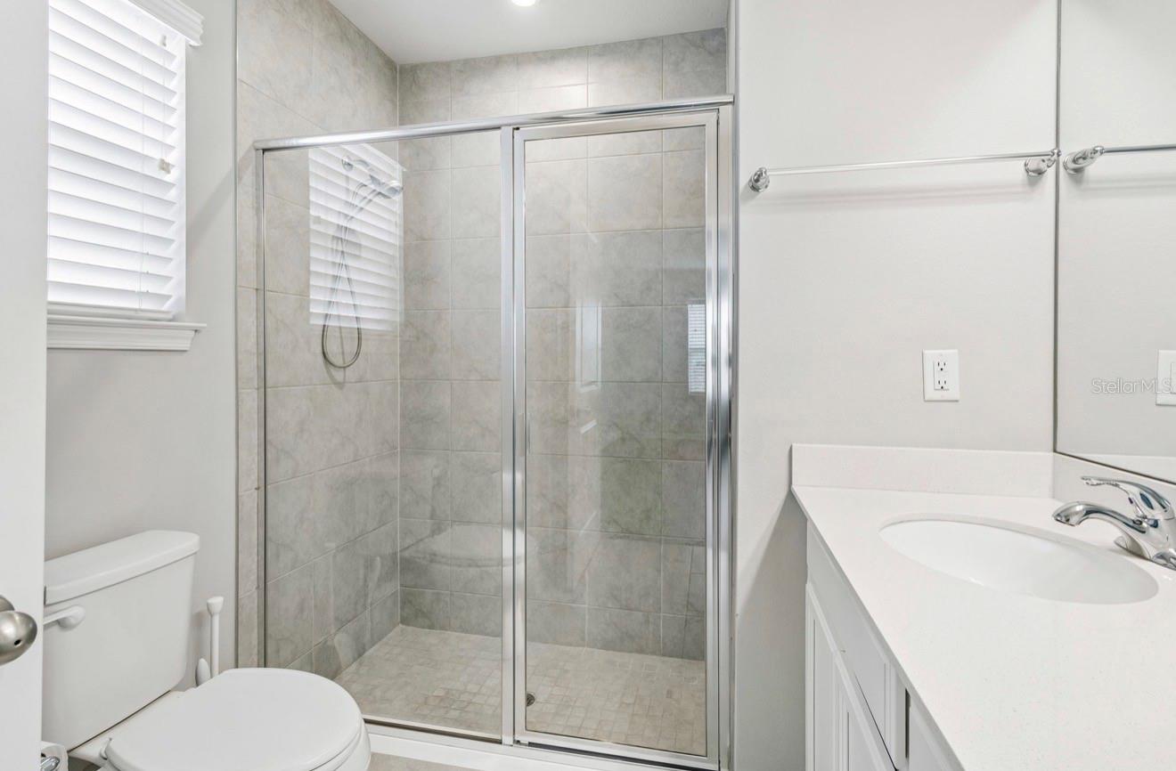 18307 TURNING LEAF CIR — photo 17