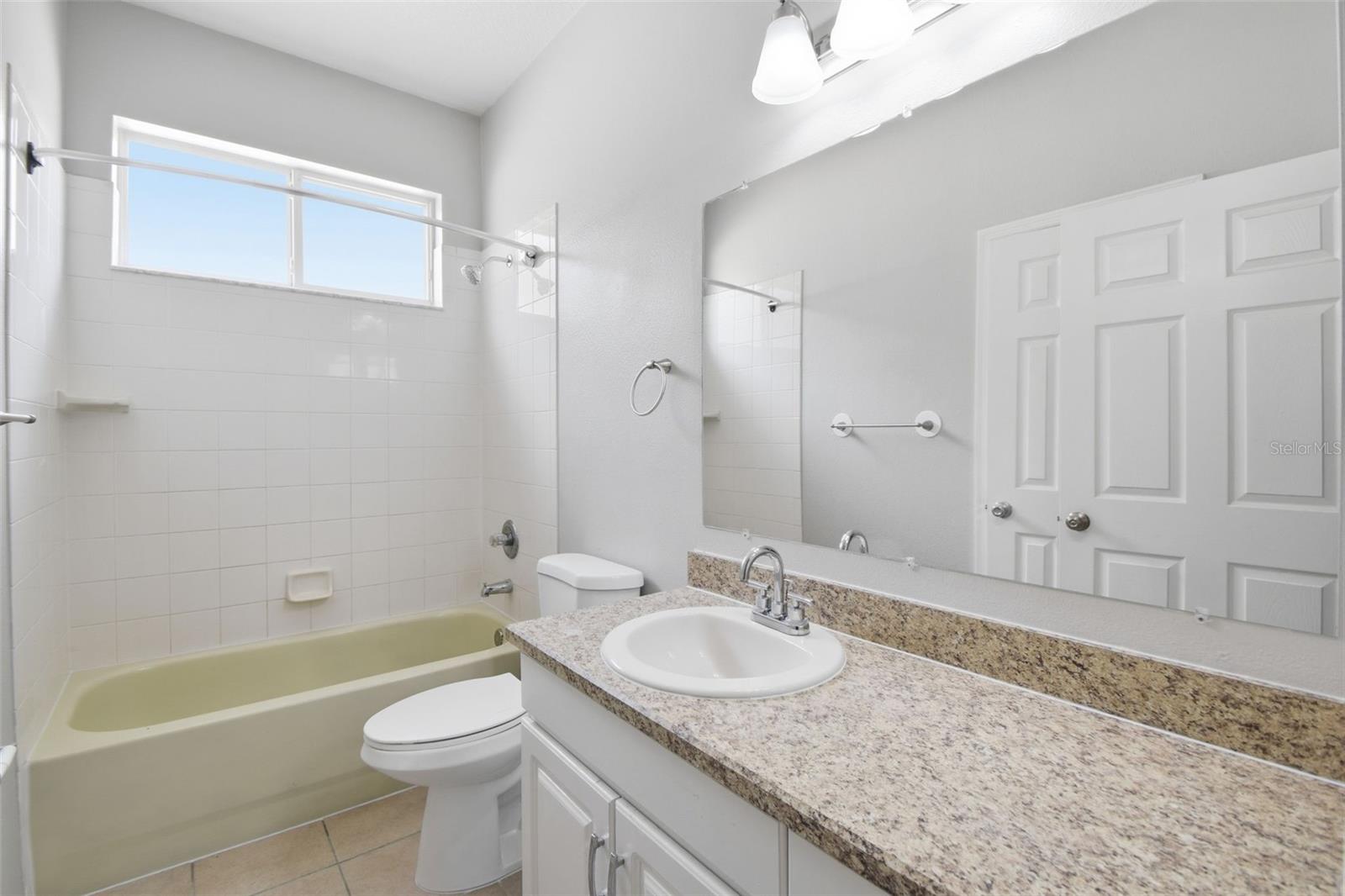 427 FERN GULLEY DR — photo 43