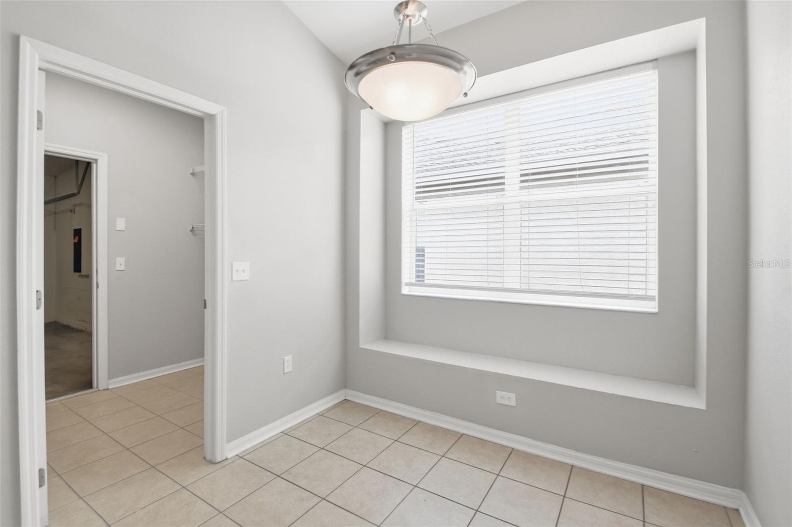 427 FERN GULLEY DR — photo 21