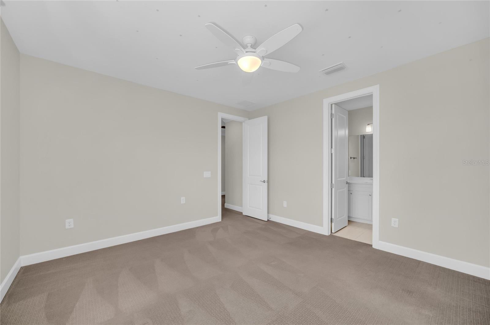 16438 SLATE PL — photo 44