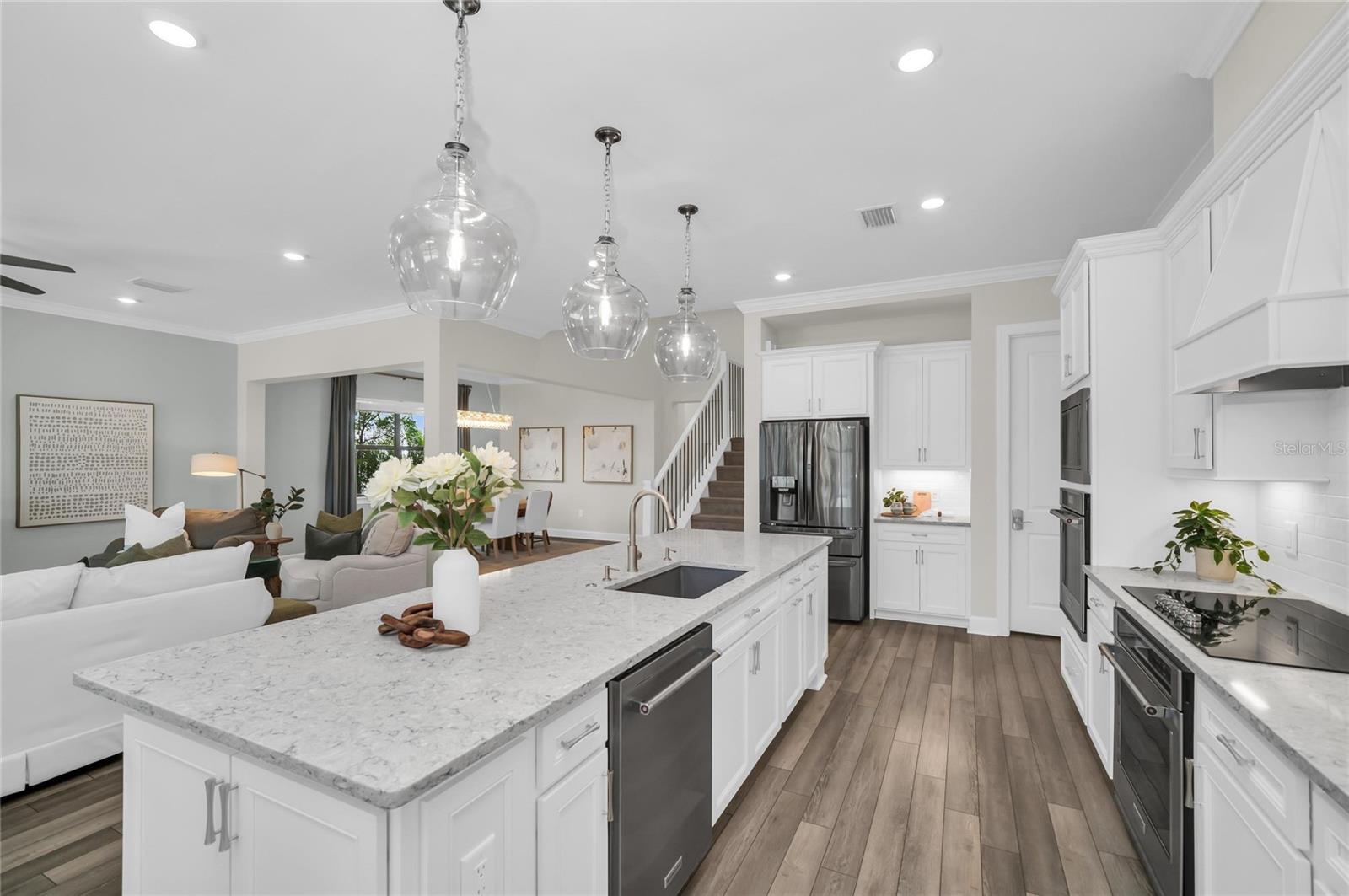 16438 SLATE PL — photo 25
