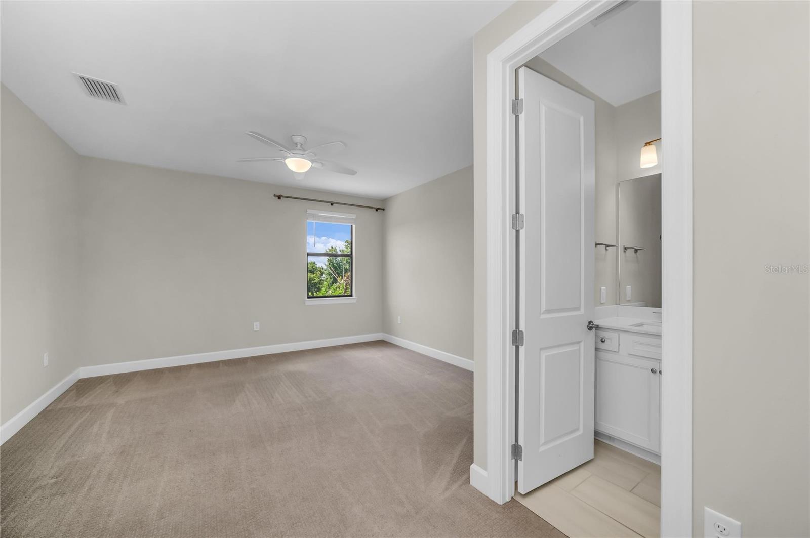 16438 SLATE PL — photo 46
