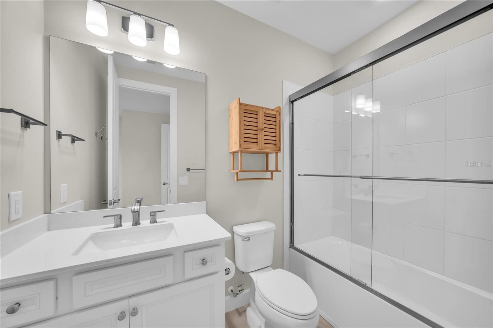 16438 SLATE PL — photo 47