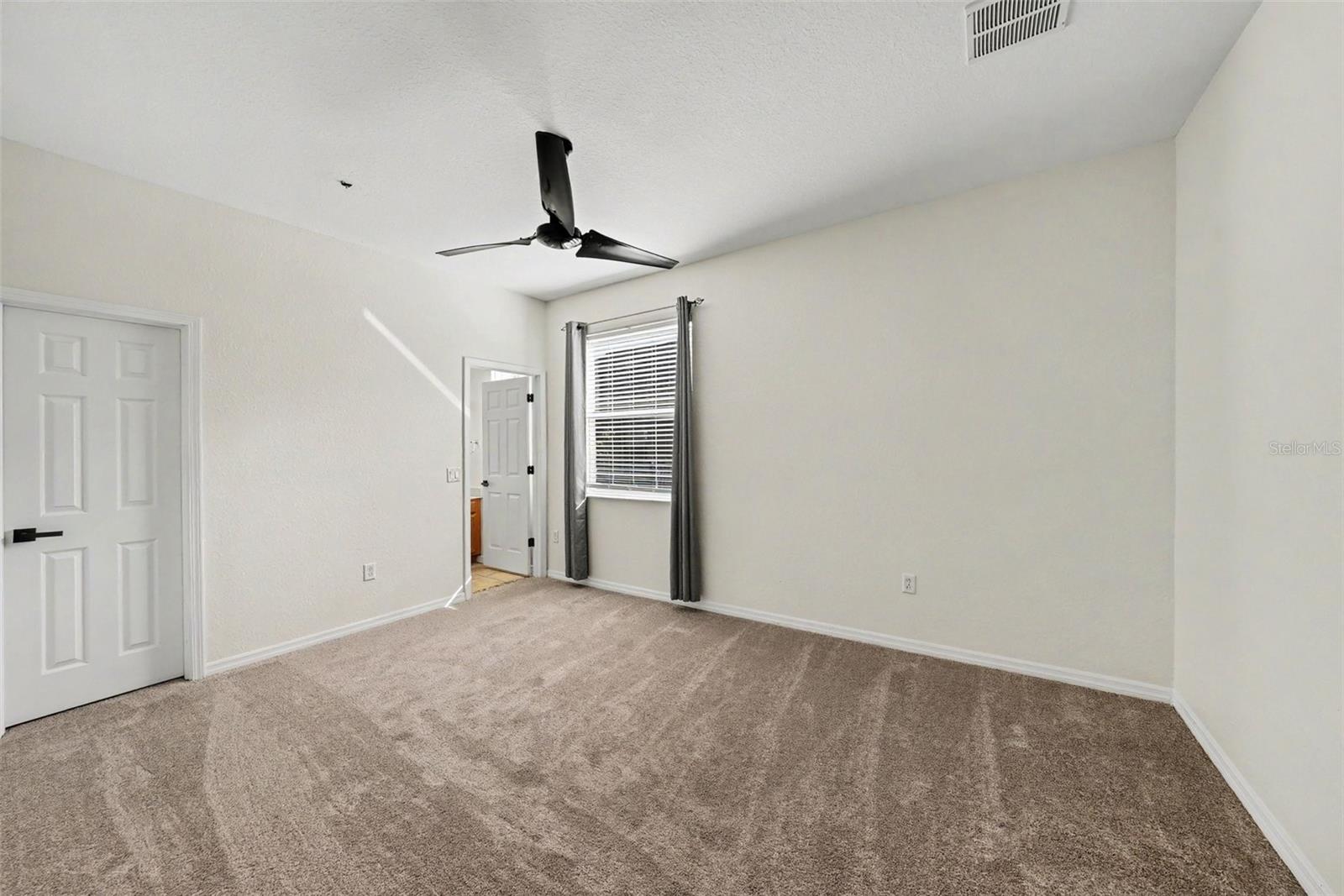 14906 MAN O WAR DR — photo 24