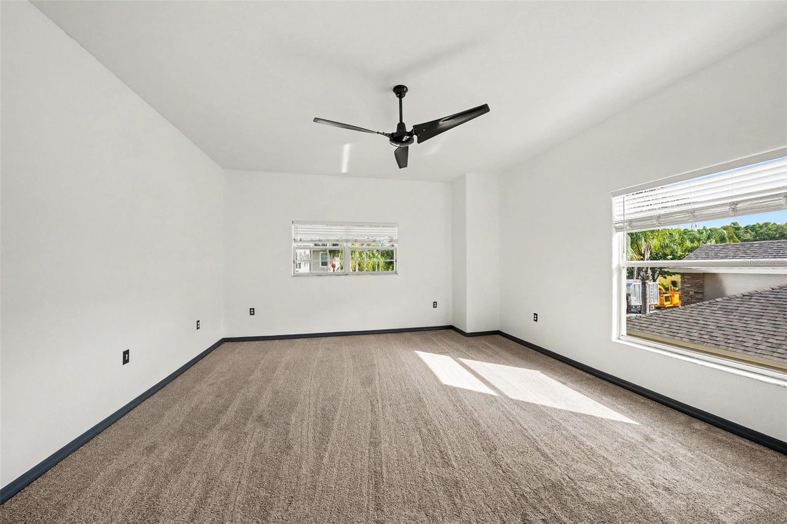 14906 MAN O WAR DR — photo 31