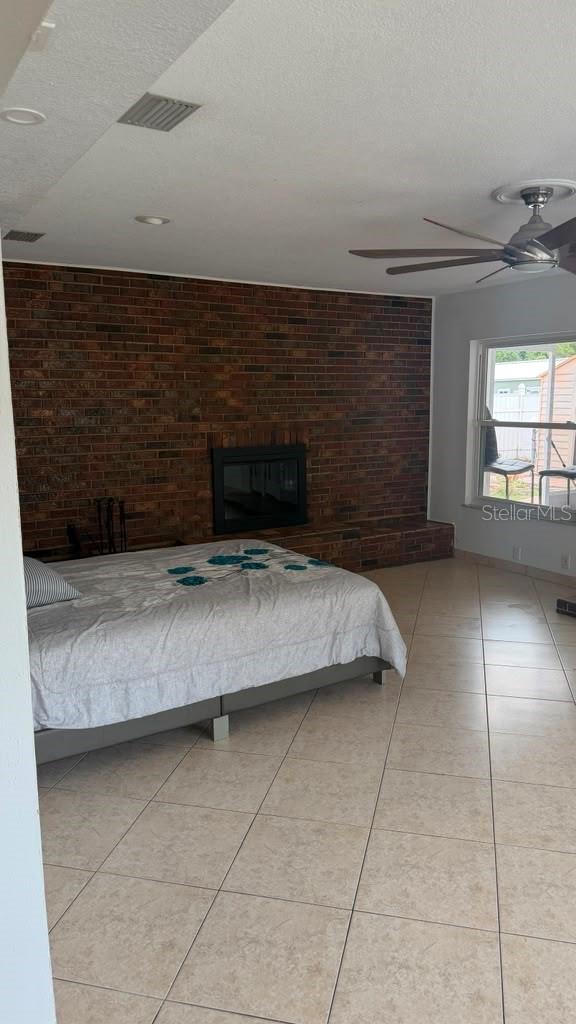 6412 N WOODLYNNE AVE — photo 20
