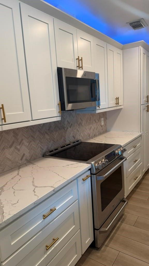 6412 N WOODLYNNE AVE — photo 15