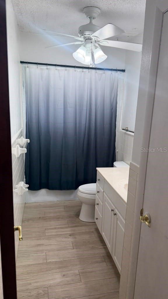 6412 N WOODLYNNE AVE — photo 4