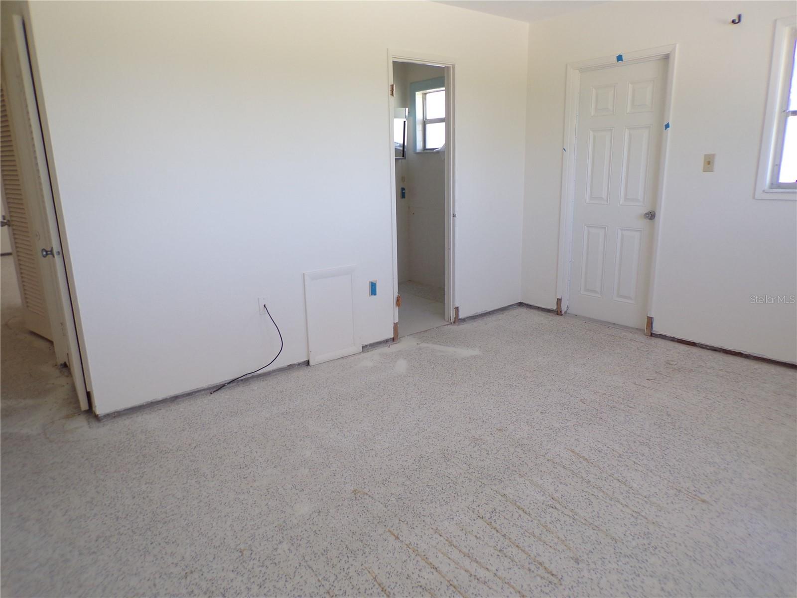 1124 SUNSET DR — photo 20