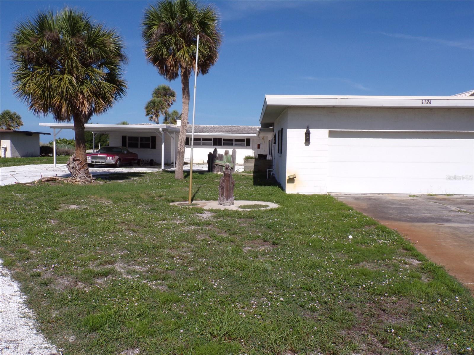 1124 SUNSET DR — photo 3