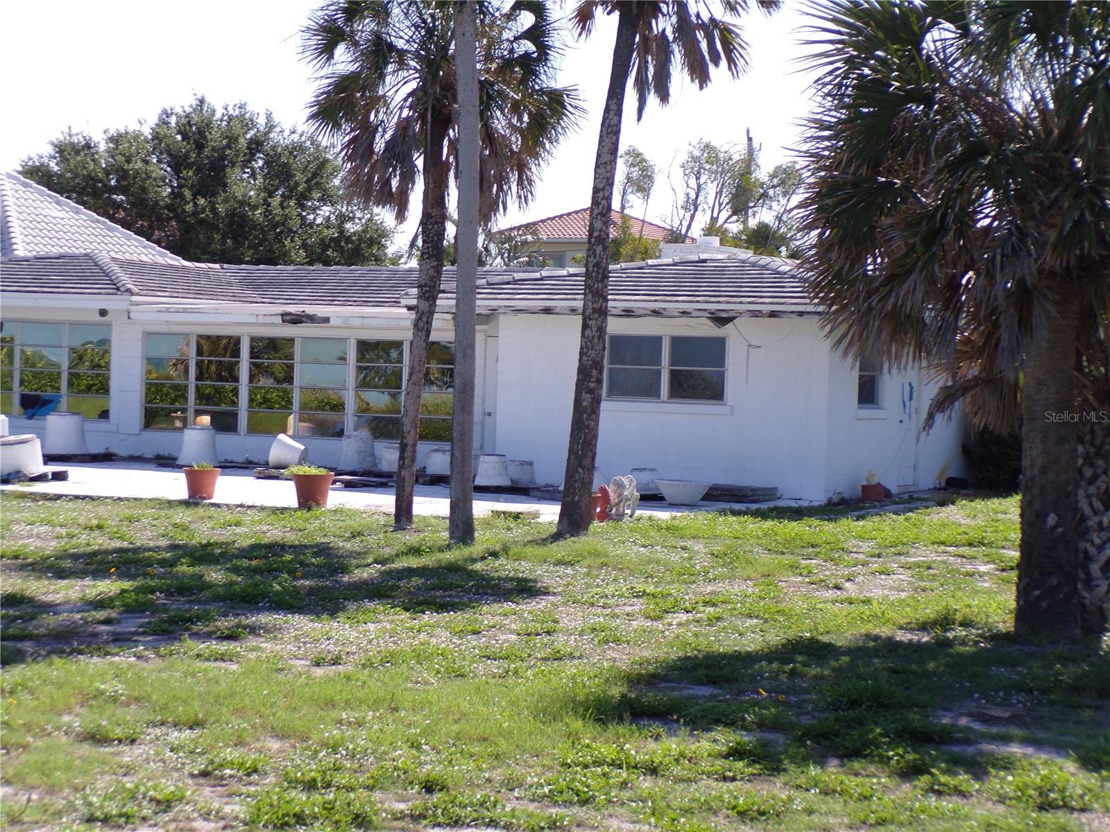 1124 SUNSET DR — photo 25