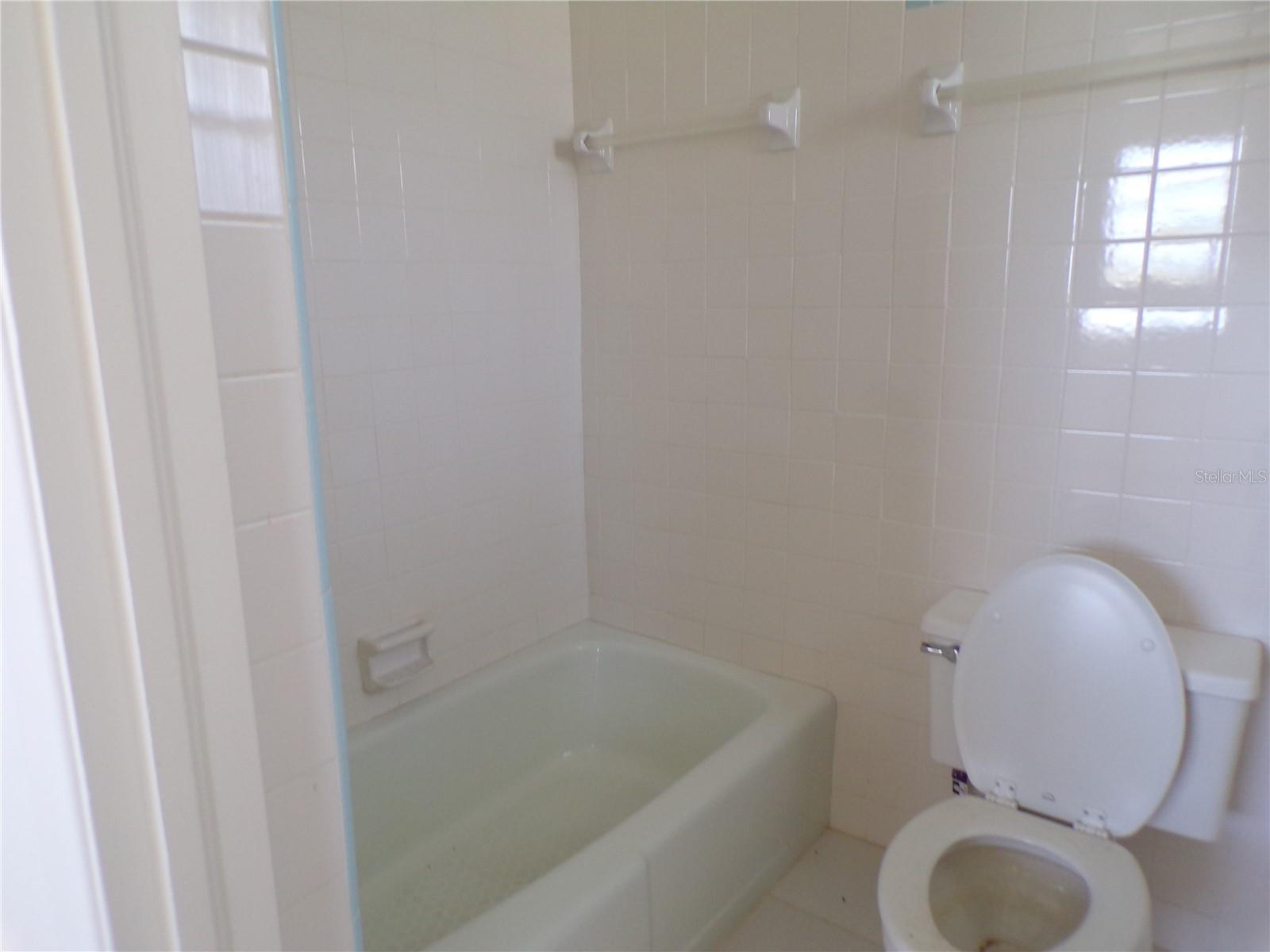 1124 SUNSET DR — photo 19