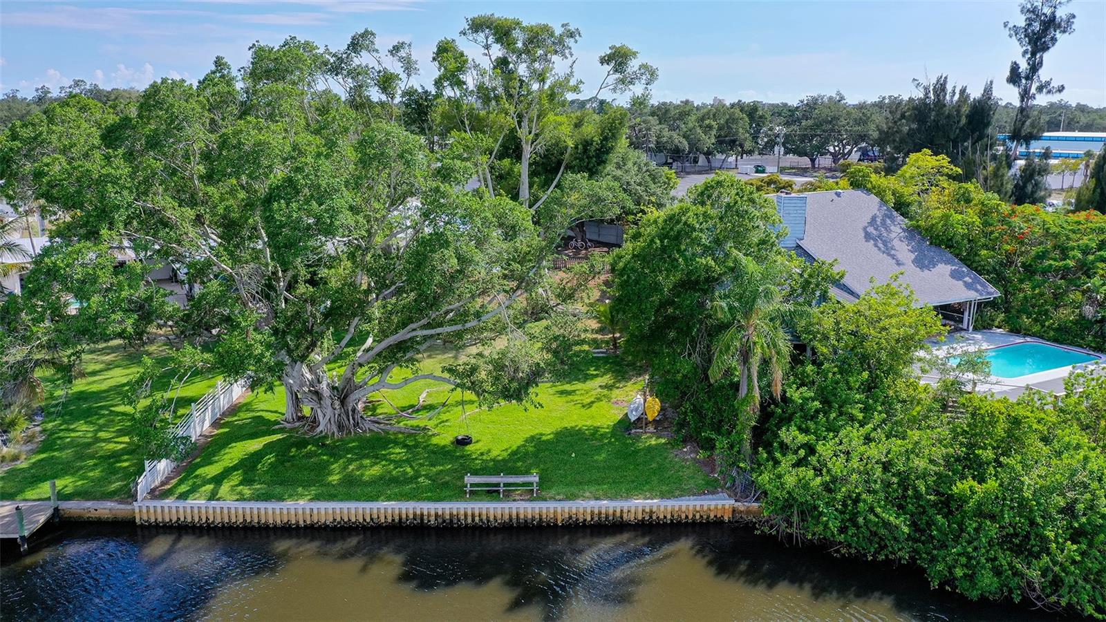2103 LUSITANIA DR — photo 41