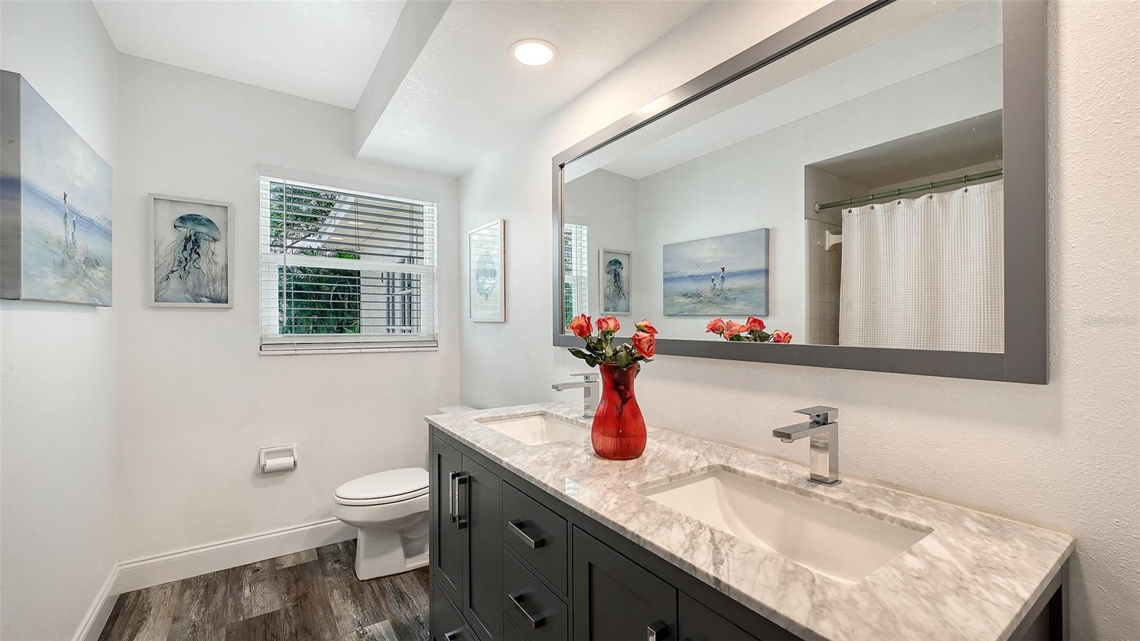 2103 LUSITANIA DR — photo 28