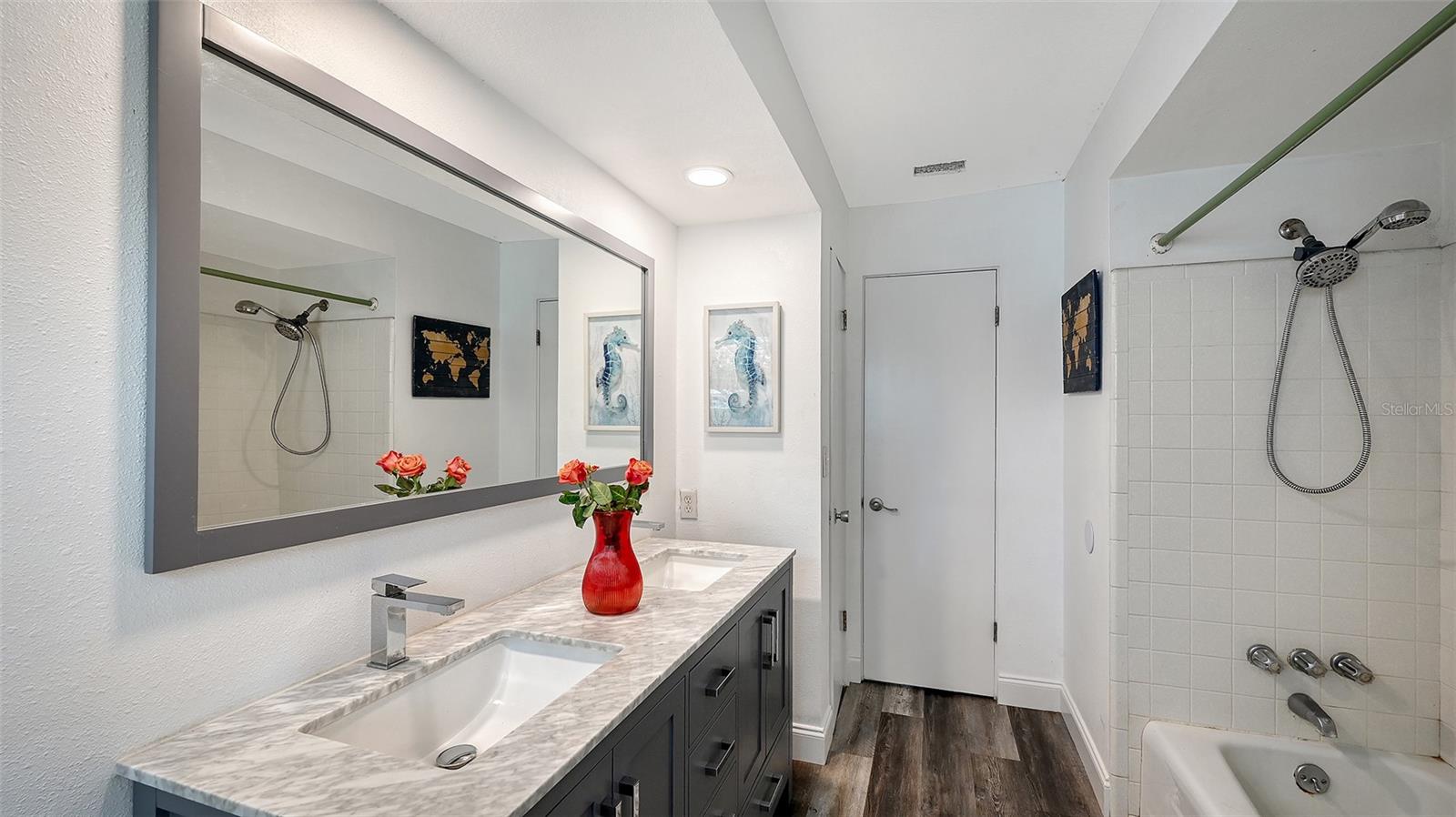 2103 LUSITANIA DR — photo 30