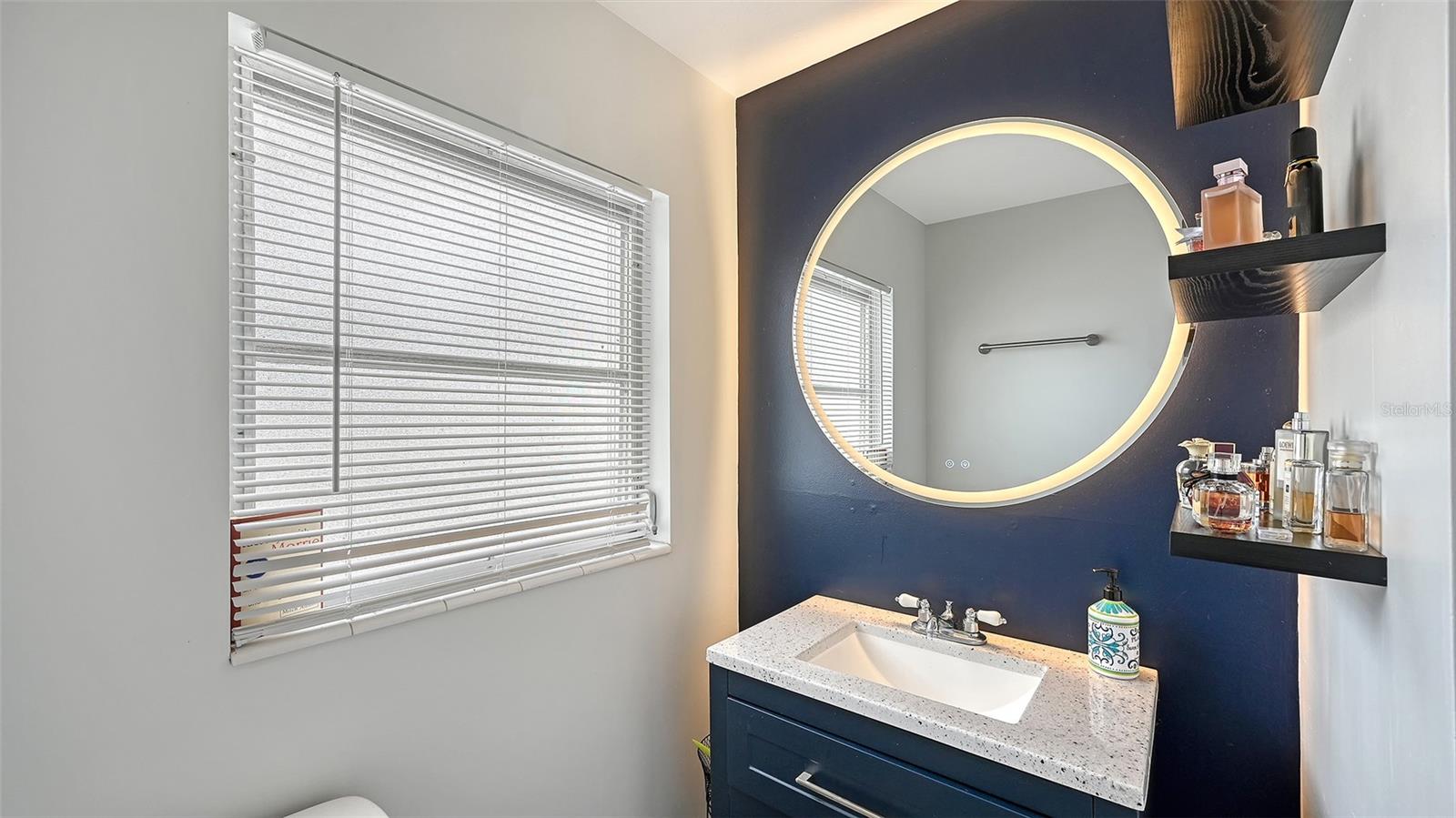 2103 LUSITANIA DR — photo 24