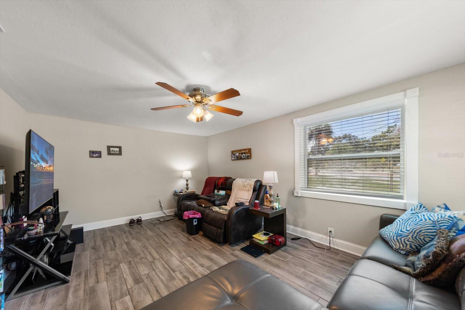 1135 FAIRMONT ST — photo 8