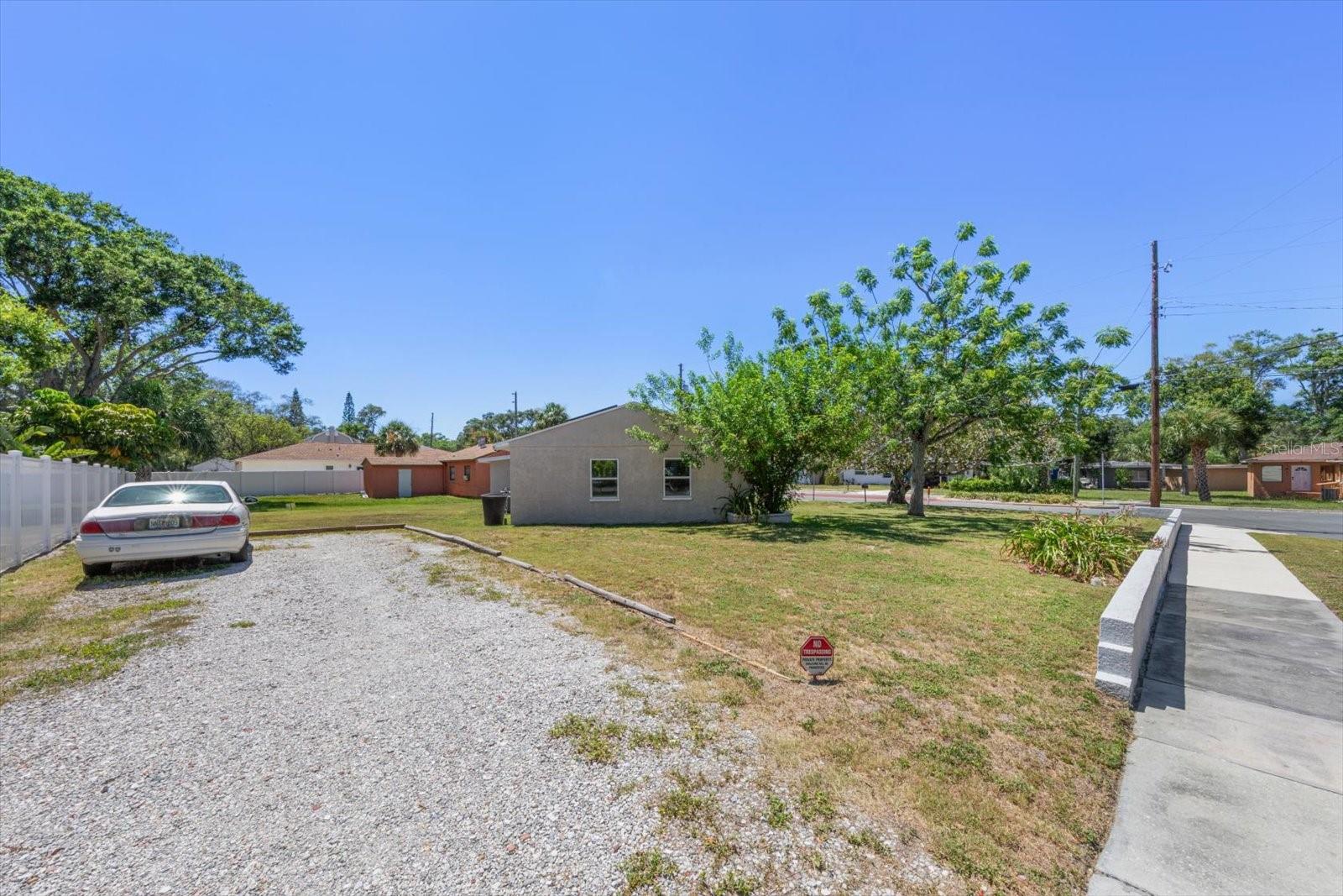 1135 FAIRMONT ST — photo 4