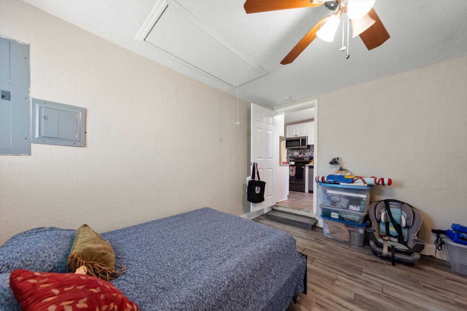 1135 FAIRMONT ST — photo 16