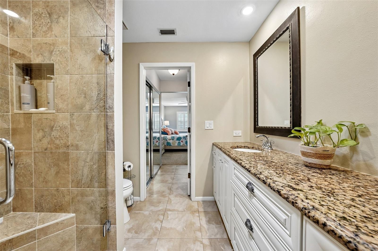 3259 HILARY CIR #1C — photo 32