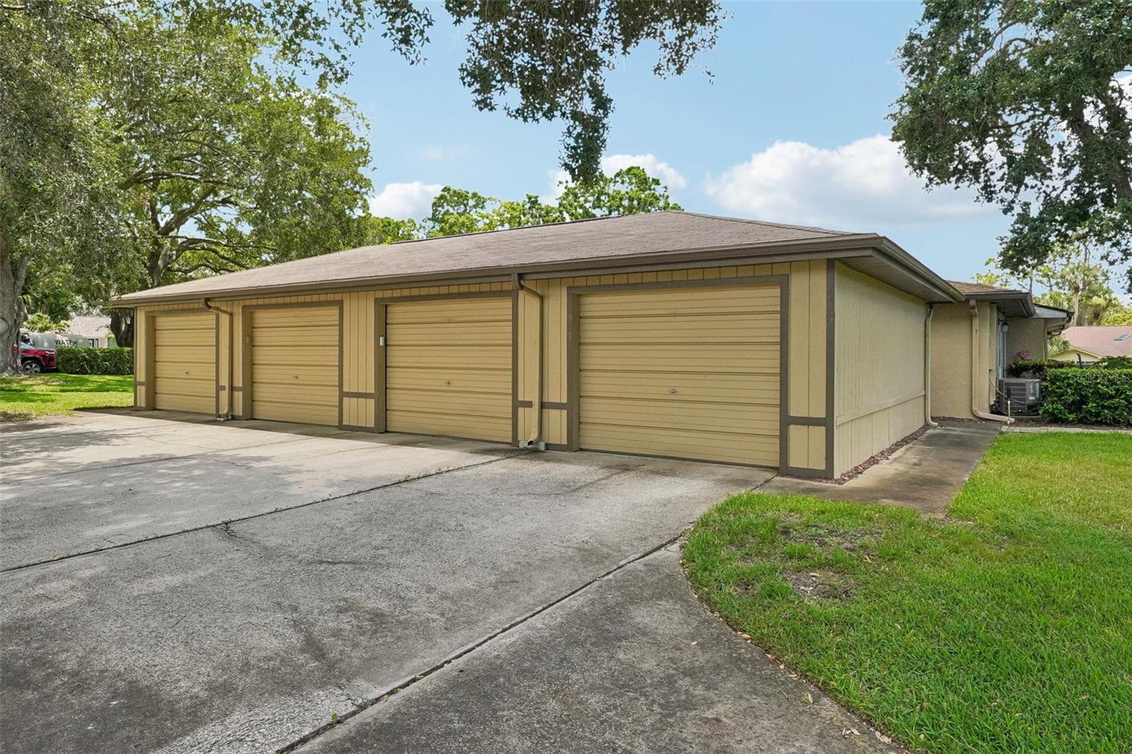3259 HILARY CIR #1C — photo 48