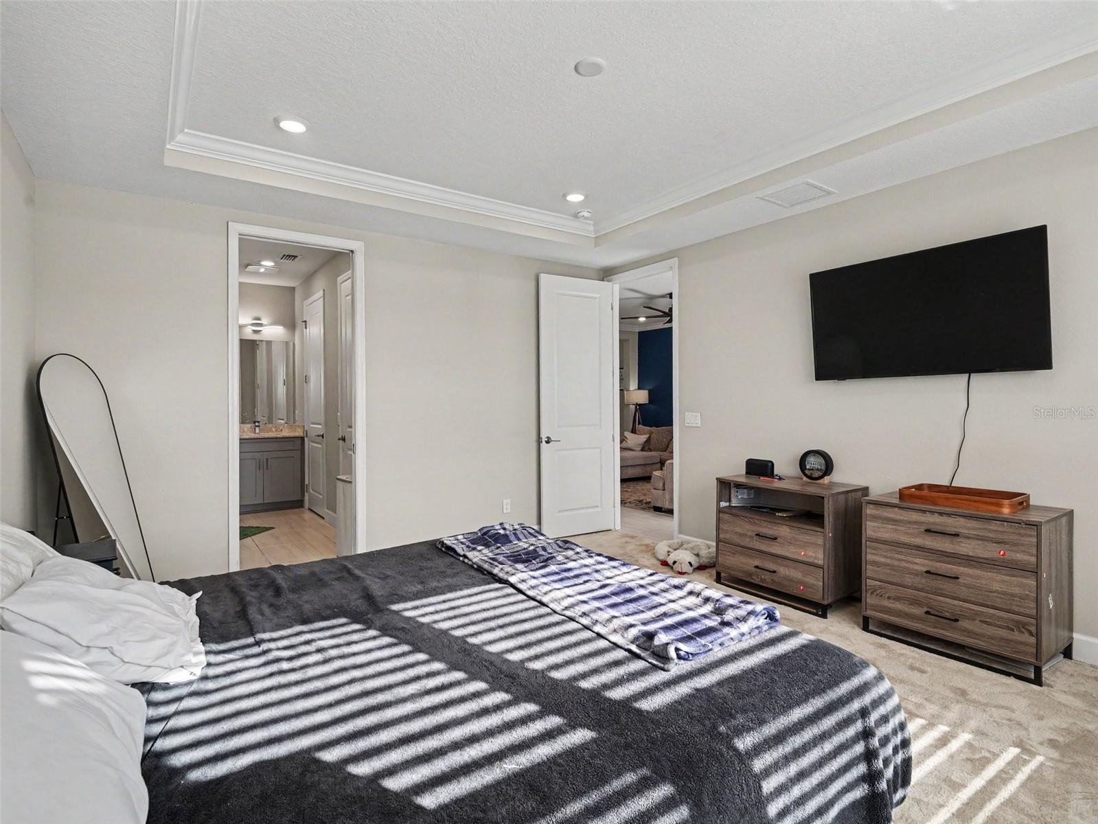 5461 SUMMIT GLN — photo 20