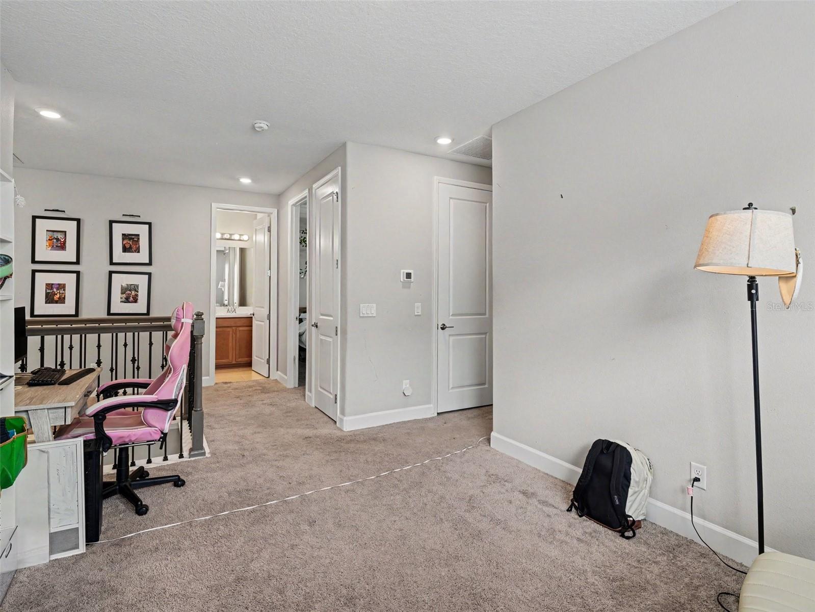 5461 SUMMIT GLN — photo 17