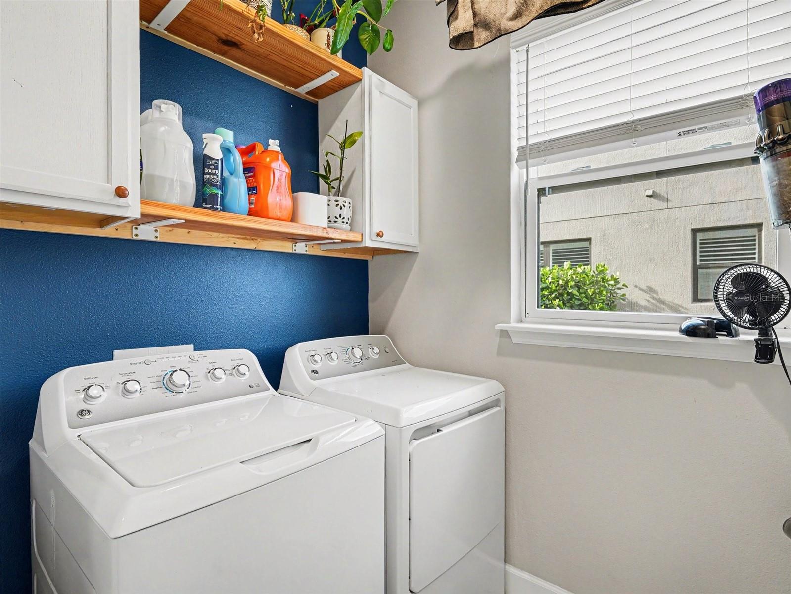 5461 SUMMIT GLN — photo 32
