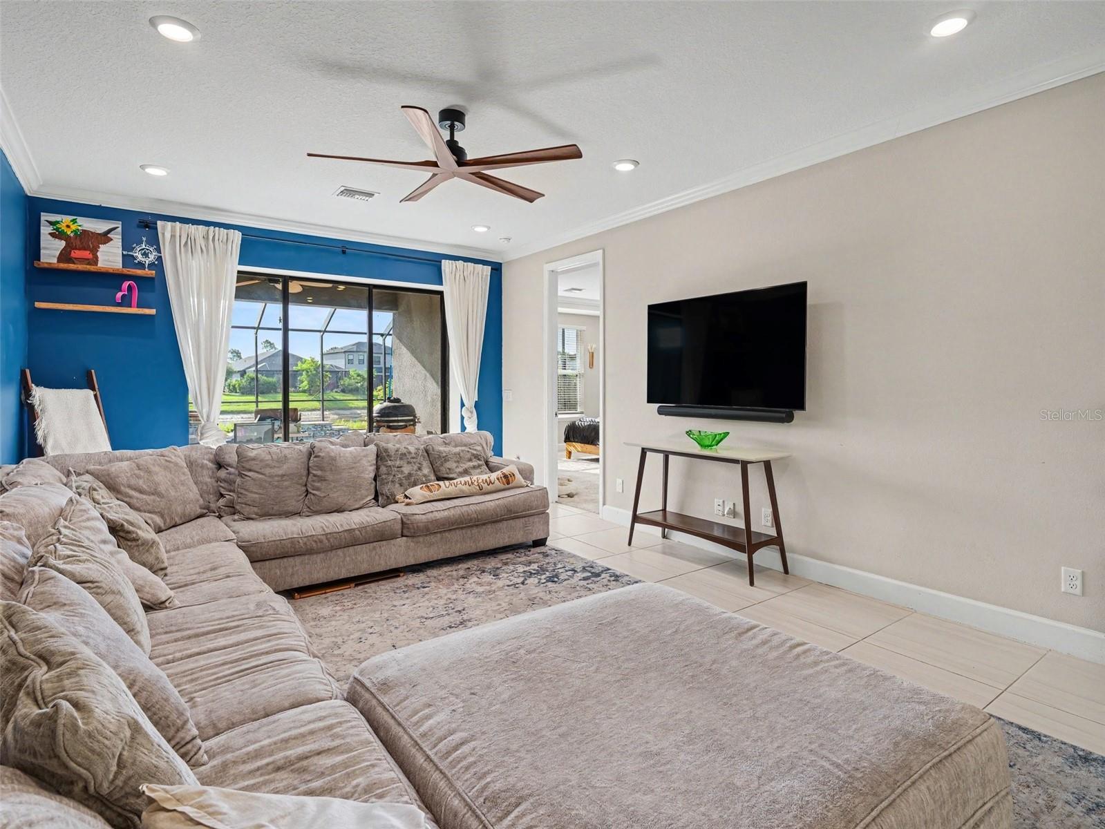 5461 SUMMIT GLN — photo 11